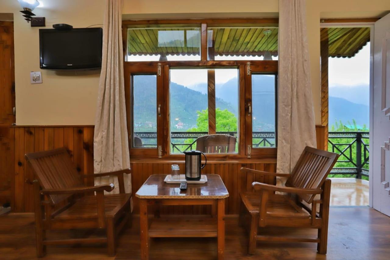Villa Grey Moustache 4Bhk Manāli Exterior foto